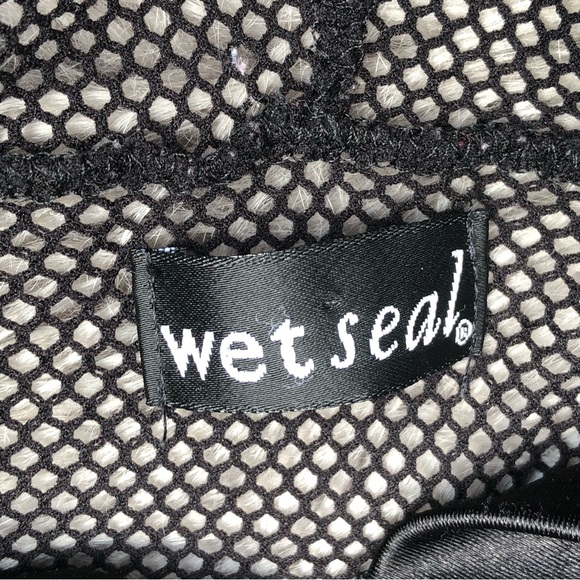 True Vintage y2k Wet Seal Black Fishnet Hoodie, Size S - Picture 4 of 4